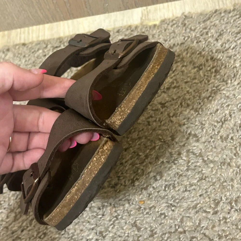 Birkenstock Brown Strap Adjustable Roma Sandal Mocha Outdoor Child's Size 11